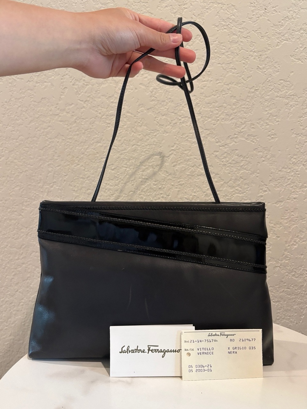 Salvatore Ferragamo Black Leather Vitello Nera Vernice Clutch Shoulder Bag